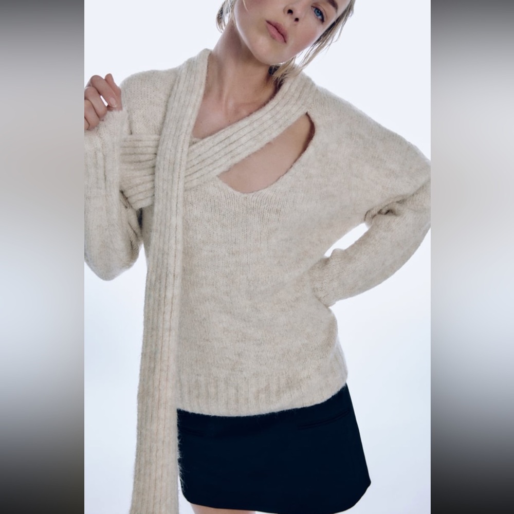 Women Zara Knit Sweater With Scarf Size Small